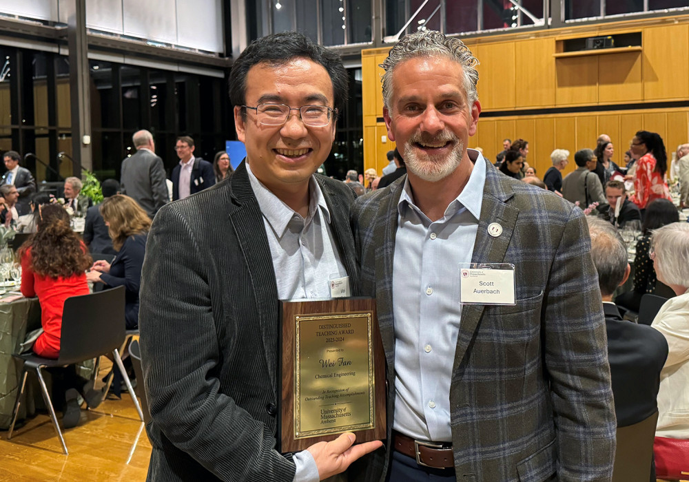Professor Wei Fan with Professor Scott Auerbach